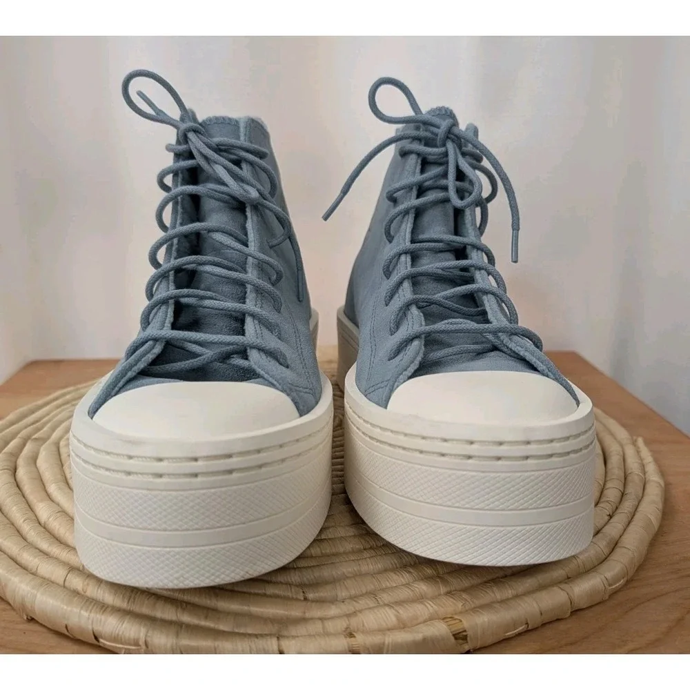 Converse All Star Chuck Taylor Sneakers Size 10 Shoes Light Blue Suede Lift Lace